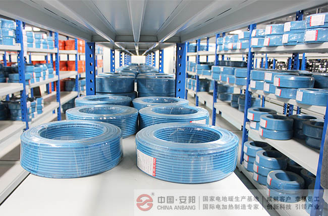 電熱帶倉(cāng)庫(kù)統(tǒng)一展示圖(圖1) 整齊劃一的電熱帶倉(cāng)庫(kù)展示(圖)