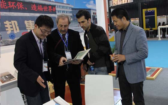 安邦集團參加中國（北京）國際供熱通風空調(diào)、衛(wèi)生潔具及城建設備與技術(shù)展會現(xiàn)場(圖3)